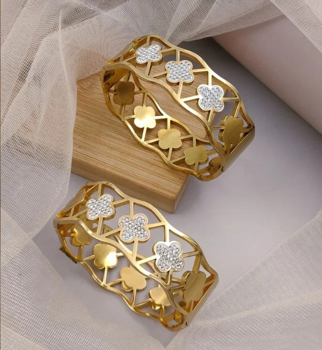 Gold Plated Stainless Steel Clover Bracelet with white stones