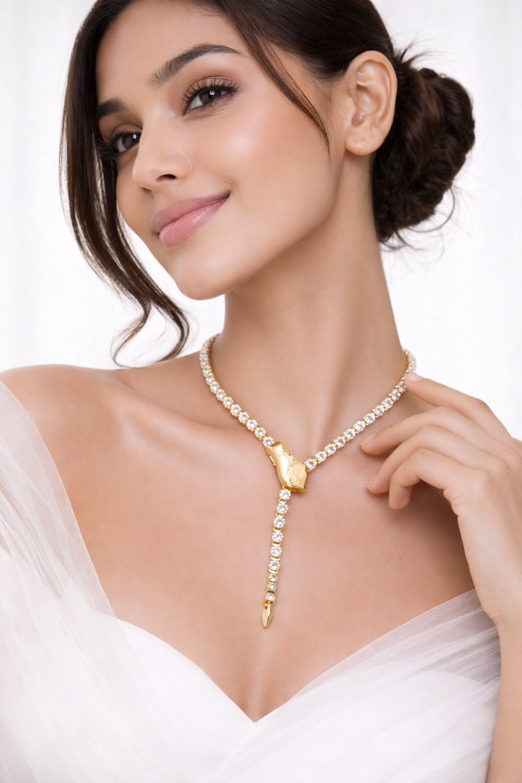 The Serpentine Sparkle Neckpiece (Adjustable length)