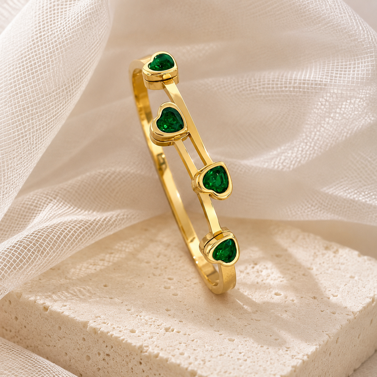 Emerald Heart Kada Bracelet