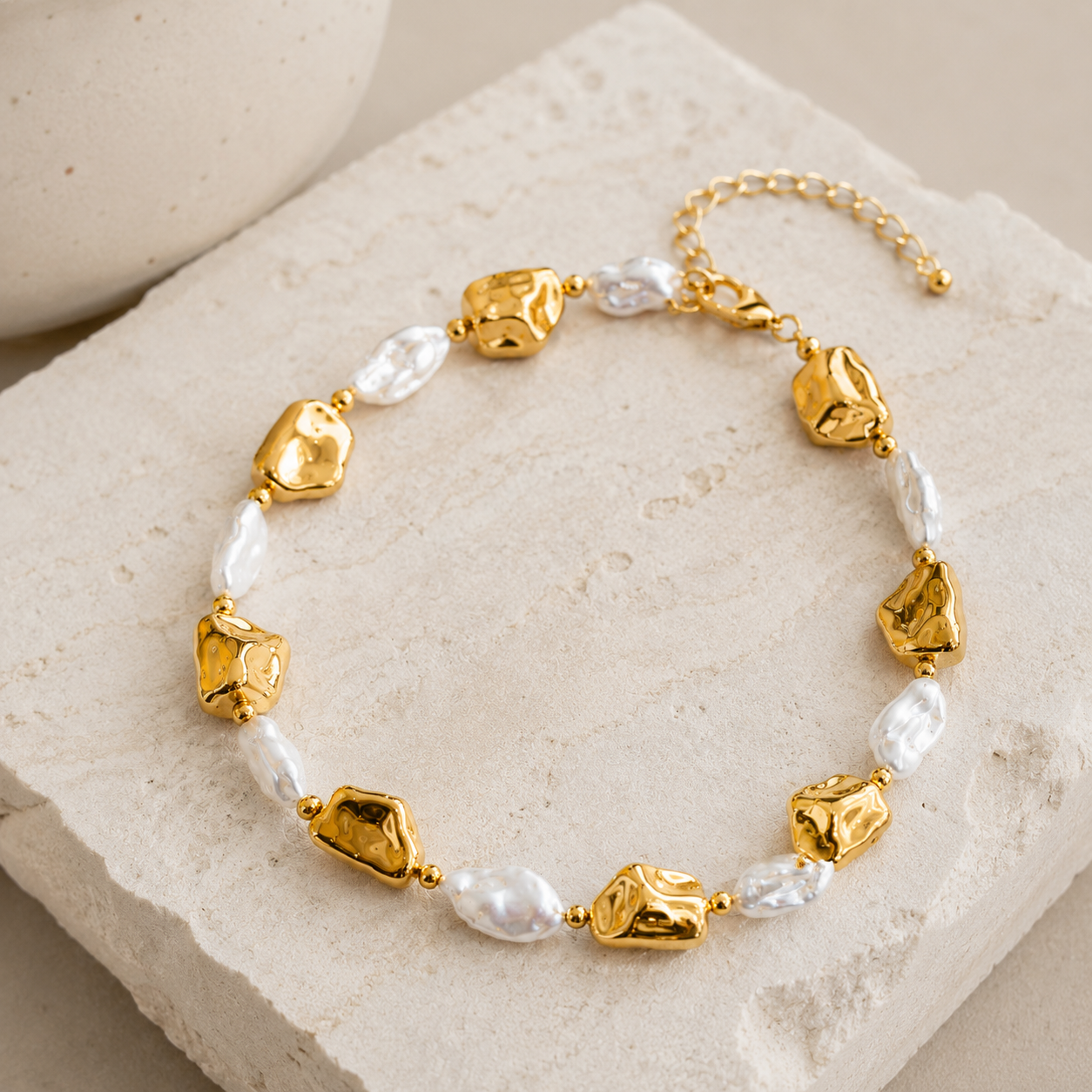 Molten Gold & Pearl Choker