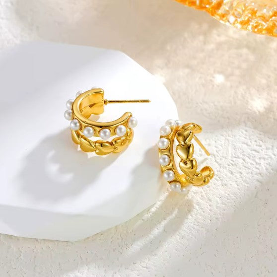 Heart Pearl C Shaped Stud Earrings
