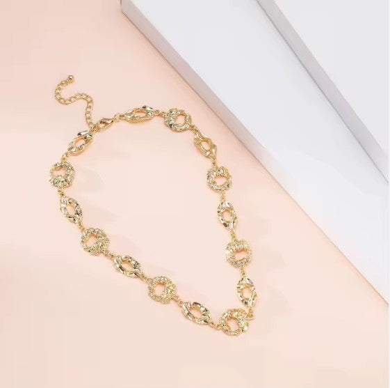 Stainless Steel Chunky Textured Interlocking Link Gold-Tone Statement Necklace