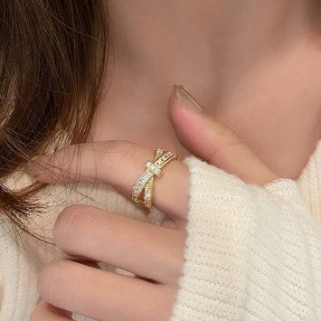 Cross Shaped Adjustable Finger Ring