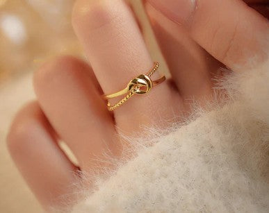 Contemporary Adjustable Finger Ring