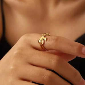 Bow Themed Adjustable Ring