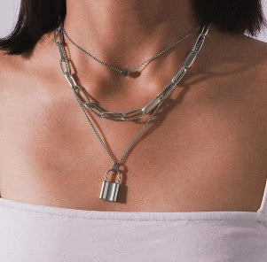 The Urban Lock Chain Set