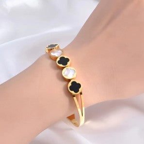 The Contrasting Black & White Clover Bangle